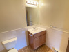1949-Western-Ave-905-Bathroom